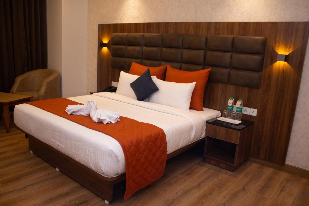Shivas Galaxy Hotel Devanahalli Екстер'єр фото