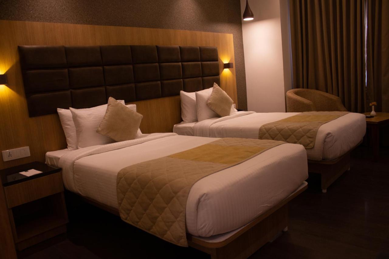 Shivas Galaxy Hotel Devanahalli Екстер'єр фото